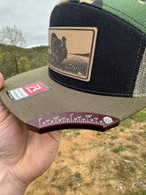 Load image into Gallery viewer, 7 Panel Spur Gauge Hat

